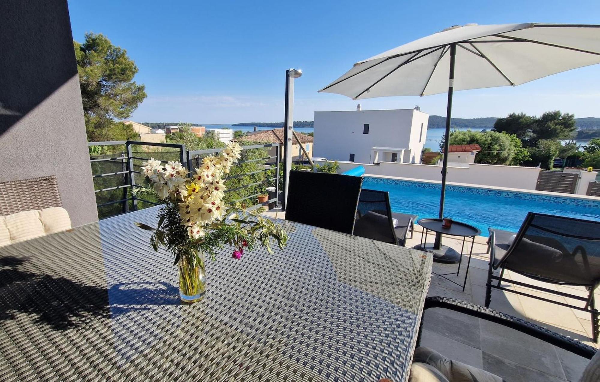 Villa Pura Vida With Sea View Pula Eksteriør billede